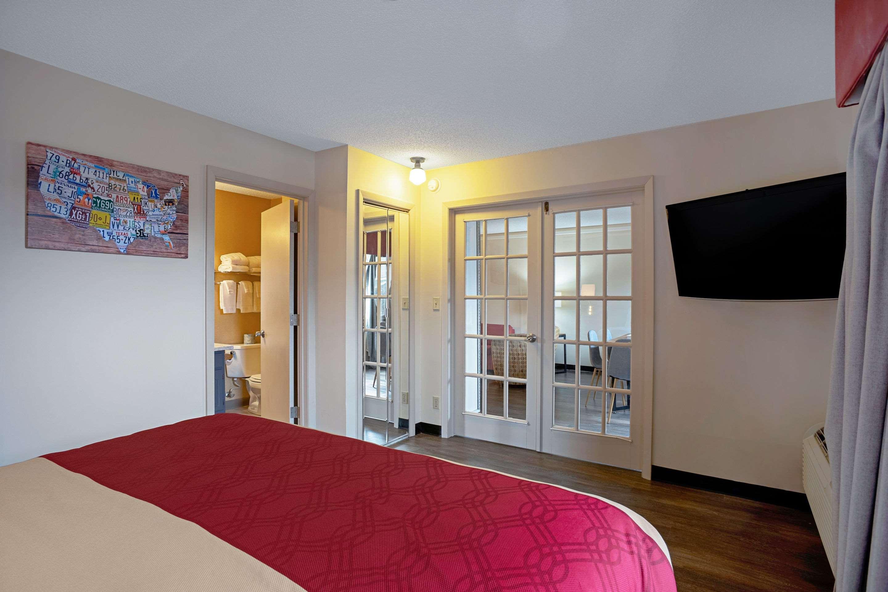 Quality Inn Frontier At Us Hwy 30 Clinton Zewnętrze zdjęcie