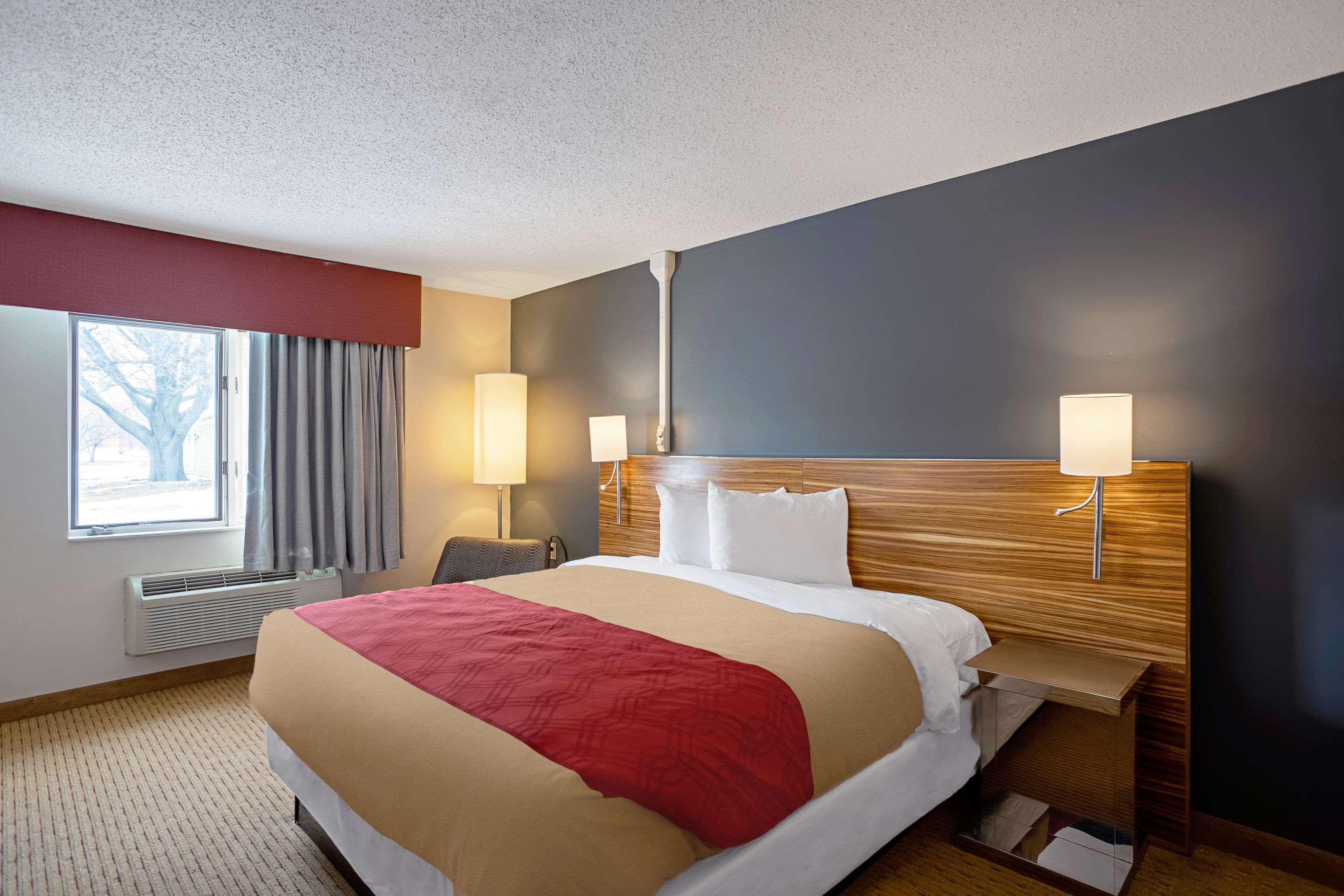 Quality Inn Frontier At Us Hwy 30 Clinton Zewnętrze zdjęcie
